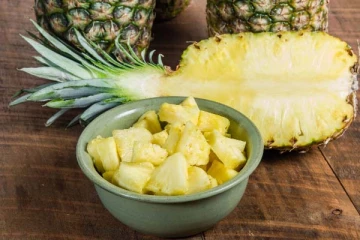 சர்க்கரை நோயாளிகள் அன்னாசி பழம் சாப்பிடுவது பாதுகாப்பானதா?