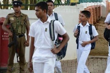 யாழ்ப்பாண மாவட்டத்தில் உள்ள அனைத்து பாடசாலைகளுக்கும் விடுமுறை