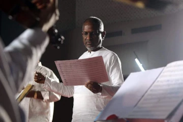 "இளையராஜா பாடல்களை பயன்படுத்த  தடை" - சென்னை உயர்நீதிமன்றம்  உத்தரவு!