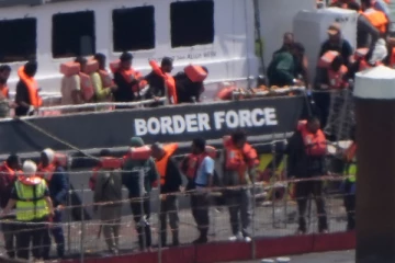 பிரித்தானியாவுக்குள் வரும் அகதிகளின் எண்ணிக்கையில் புதிய உச்சம்: அரசின் புதிய நடவடிக்கை என்ன?