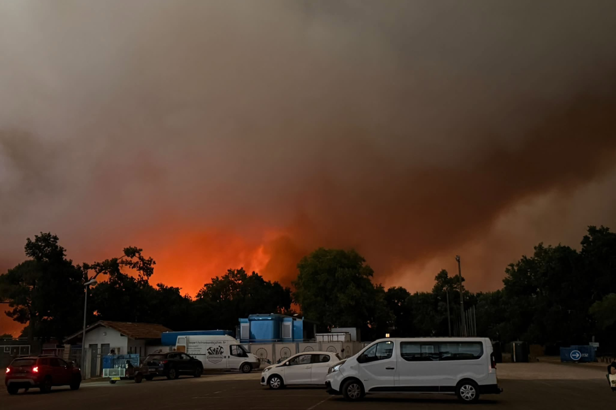 France-Wildfire-Near-Bordeaux-Forces-Evacuations France-Wildfire-Near-Bordeaux-Forces-Evacuations