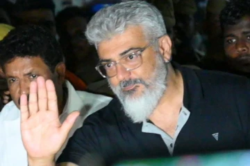 ஹைதராபாத்தில் நடிகர் அஜித் ! ஹோட்டல் ஊழியர்களுடன் அவர் எடுத்துக்கொண்ட லேட்டஸ்ட் புகைப்படம்