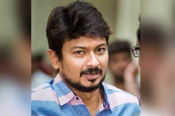 தடுப்பூசிகளை வீணாக்கியதில் தமிழகம் முதலிடம் - உதயநிதி ஸ்டாலின் கண்டனம்