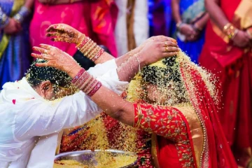 இங்க மாப்பிள்ளைக்கு அவ்வளவு பஞ்சமா; 5 கோடி தராங்களாம் பெண் வீட்டார் - இதற்காகத்தான்..