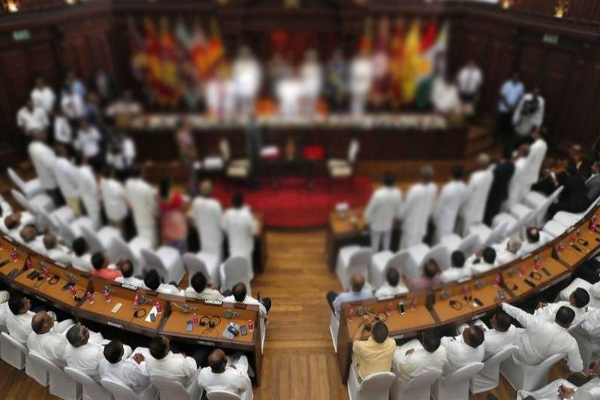 அரசாங்கத்தில் இணைய தயங்கும் ஐ.மக்கள் சக்தியின் பிரபலம் | Sjb Sri Lanka Political Crisis அரசாங்கத்தில் இணைய தயங்கும் ஐ.மக்கள் சக்தியின் பிரபலம் | Sjb Sri Lanka Political Crisis