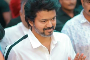 தளபதி 68 விஜய்யின் லுக் கசிந்தது.. மீசையை கவனித்தீர்களா?