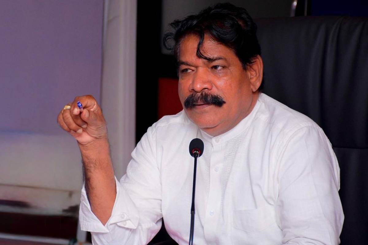 மக்களின் காணிகளை விடுவிக்க துரிதப்படுத்தும் நடவடிக்கை: ஒருங்கிணைப்புக் குழுக் கூட்டத்தில் தீர்மானம் | Jaffna District Coordination Committee Meeting