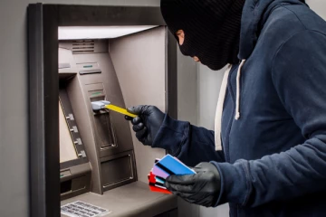 ATM மோசடி; பிடியாணை பிறப்பிக்கப்பட்ட திருடன் கைது