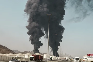 සියල්ල නොසන්සුන් කරමින් ගල්ෆ් කලාපයට මිසයිල වැස්සක්