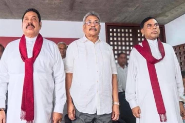 அரசாங்கம் பொதுமக்களிடம் மன்னிப்பு கேட்க வேண்டும்! இராஜாங்க அமைச்சர்