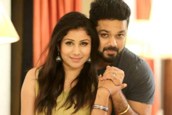 இரண்டு குழந்தைகளுக்கு தாயான பின்னனும் இப்படியா? ஆல்யா மானசா செய்த வேலையை பாருங்க! | Alya Manasa New Funny Video Post Goes Viral