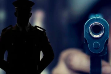 நிறுத்தாமல் சென்ற லொறி மீது பொலிஸார் துப்பாகிச்சூடு