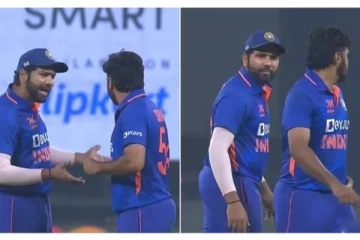 ஒரே மாதிரிதான் பந்து போடுவியா; இதுக்கூட தெரியாதா - ஷர்துல் தாக்கூரை விளாசிய ரோஹித்!