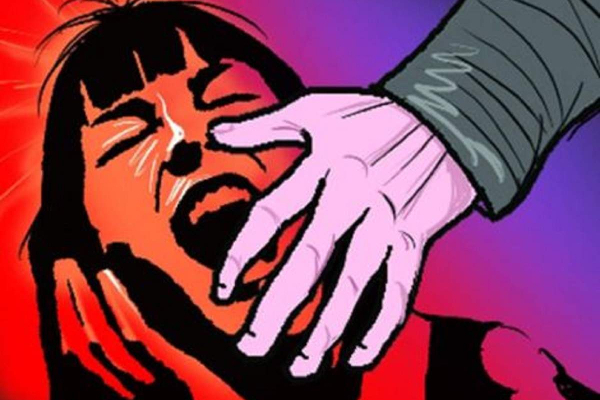 பட்டியலின பெண் பாலியல் வன்கொடுமை - வாயில் ஆசிட் ஊற்றி தீ வைத்த கொடூரம் | Dalit Woman Raped Set On Fire In Rajasthans Barmer பட்டியலின பெண் பாலியல் வன்கொடுமை - வாயில் ஆசிட் ஊற்றி தீ வைத்த கொடூரம் | Dalit Woman Raped Set On Fire In Rajasthans Barmer