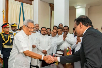 மற்றொரு அதிகாரியும் பதவி விலகினார்! கோட்டாபய அரசுக்கு இறுகும் நெருக்கடி