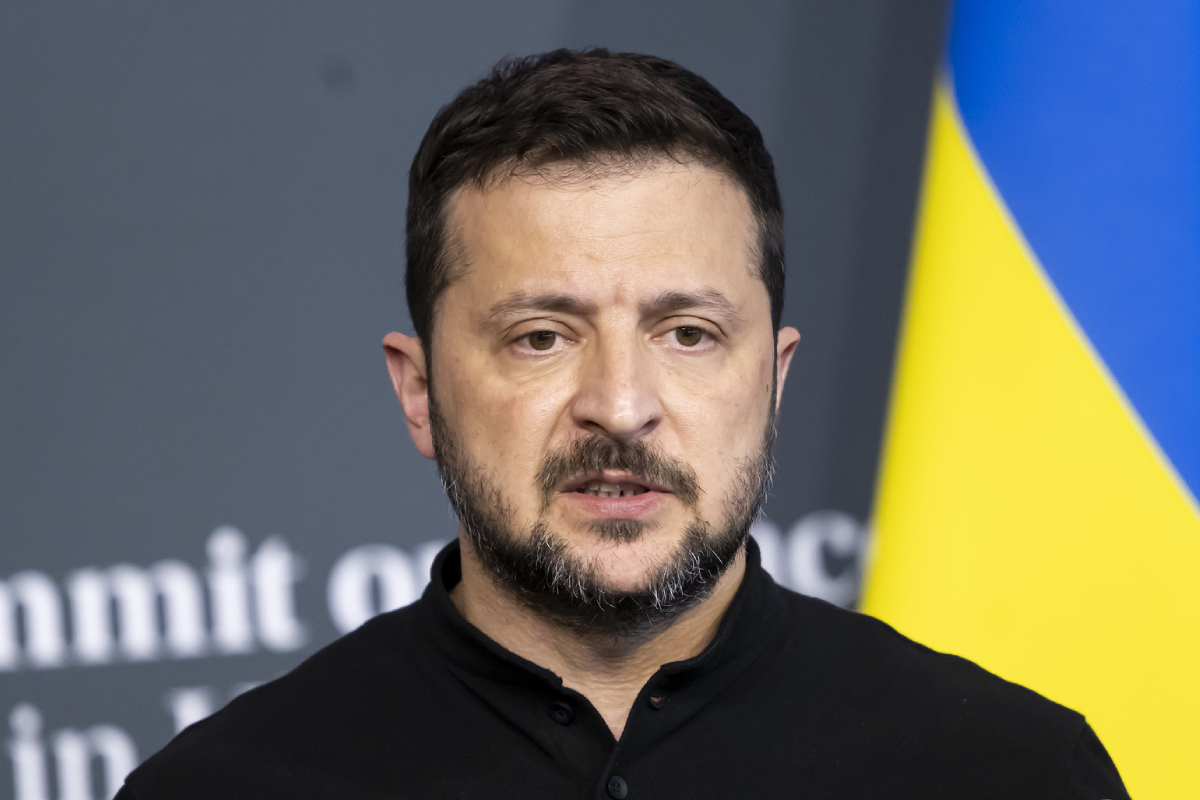 Zelensky-warns-Russia-mobilizing-300000-troops Zelensky-warns-Russia-mobilizing-300000-troops