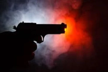 වෙඩි හුවමාරුවකින් පොලිස් නිලධාරීන් 02ක් ඇතුළු 06ක් මරුට..