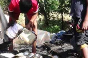 නිවසක් සම්පූර්ණයෙන්ම ගිනිබත් වෙයි..!