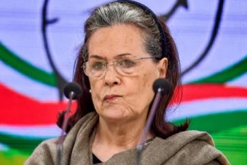 ‘’நான் தான் முழு நேரத் தலைவர்’’  :  கட்சி கூட்டத்தில் சோனியா காந்தி பேச்சு