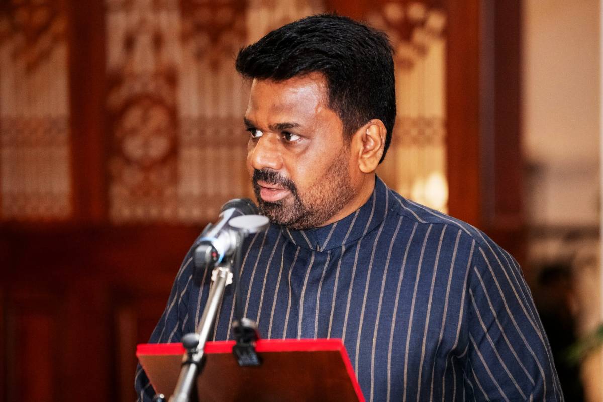 அரசு கவிழப் போவது தெரியாமல் கூச்சலிடும் கோமாளிகள்...! எம்.பி ரோஹித சவால் | Rohitha Abeygunawardena Slams Npp Govt 2026 அரசு கவிழப் போவது தெரியாமல் கூச்சலிடும் கோமாளிகள்...! எம்.பி ரோஹித சவால் | Rohitha Abeygunawardena Slams Npp Govt 2026