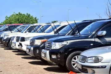 වාහනයක් ගන්නද ඉන්නේ? මහ බැංකුවෙන් වාහන ගැන නිවේදනයක්