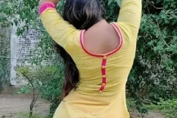 56 வயதில் குறையாத நடிகையின் அழகு!! கடல் தாண்டிய உறவில் 30 வயது மகன் நடிகர்..