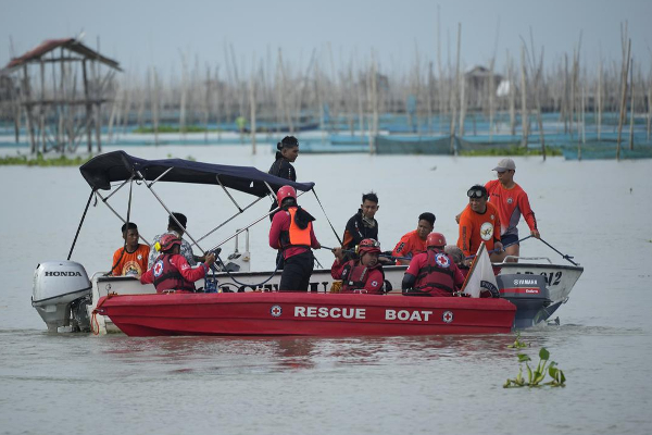 படகு கவிழ்ந்ததில் 26 பேர் பரிதாப உயிரிழப்பு | 26 People Lost Their Lives When The Boat Capsized