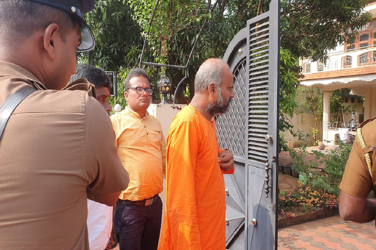 தையிட்டி விகாரை சர்ச்சை: காவல்துறையின் அடாவடி ஆரம்பமானது விசாரணை | Police Crackdown Thaiyiti Temple Investigation