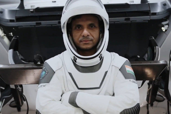 சுபான்ஷு சுக்லா வெற்றிகரமாக பூமிக்கு திரும்பினார் | Shubhanshu Shukla Successfully Returns To Earth