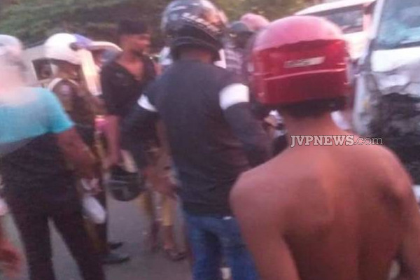 யாழில் நடந்த பயங்கர விபத்து: இரண்டு இளைஞர்கள் ஆபத்தான நிலையில்! | Jaffna Vehicles Accident Two Youths Are Worried