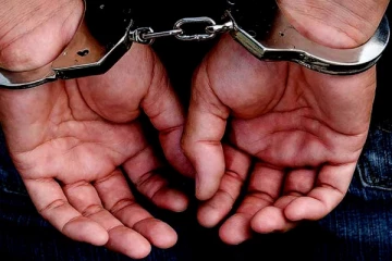 කුකුළන් 31ක් හොරෙන් උස්සලා - පොලිස් කොස්තාපල්වරයෙක් ද හවුල් වෙලා..