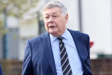 பிரித்தானிய பள்ளியில் 39 ஆண்டுகளுக்கு முன் சிறார்கள் துஷ்பிரயோகம்..முன்னாள் கவுன்சில் சேர்மேனுக்கு சிறை தண்டனை