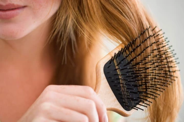 தலைமுடியில் வெடிப்பு ஏற்பட்டு முடி வளராம இருக்கா? இதனை சரி செய்ய இதோ அற்புத தீர்வு