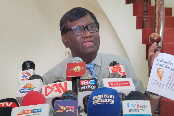 தமிழரசுக் கட்சிக்குள் ஊடுருவிய உளவாளிகள்: சாணக்கியன் மீது வலுக்கும் சந்தேகம் | Itak Committee Comprised Sumanthiran Supporters