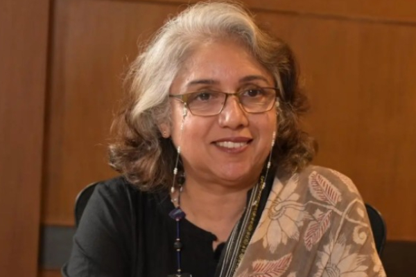 பேருந்தில் என்னை ஒருவன் தவறாக தொட்டான்.. 11வது படிக்கும்போது நடந்த சம்பவத்தை பகிர்ந்த நடிகை ரேவதி | Revathy Talk About Bad Personal Experience In Bus