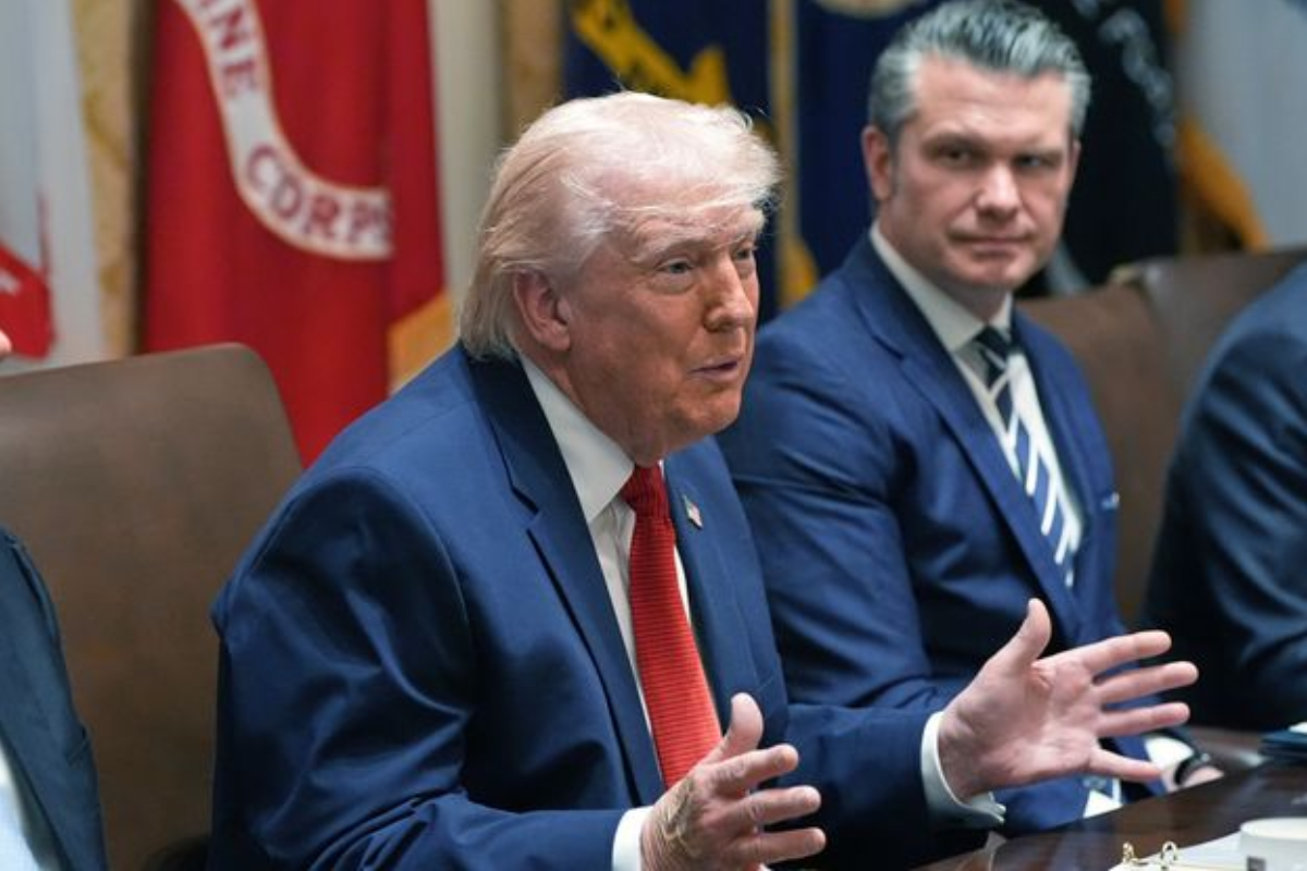 ஈரானை நோக்கி 850க்கும் மேற்பட்ட அதிதீவிர சக்திவாய்ந்த ஏவுகணைகள்! திணறும் ட்ரம்ப் நிர்வாகம் | Alarmingly Low Us Fires 850 Tomahawks At Iran ஈரானை நோக்கி 850க்கும் மேற்பட்ட அதிதீவிர சக்திவாய்ந்த ஏவுகணைகள்! திணறும் ட்ரம்ப் நிர்வாகம் | Alarmingly Low Us Fires 850 Tomahawks At Iran