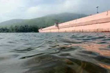 முல்லைப் பெரியாறு நீர்மட்டம் உயர்ந்தது - கரையோர மக்களுக்கு 2ம் கட்ட எச்சரிக்கை