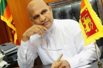 தலைவர் பதவியை இராஜினாமா செய்த ரெஜினோல்ட் குரே!