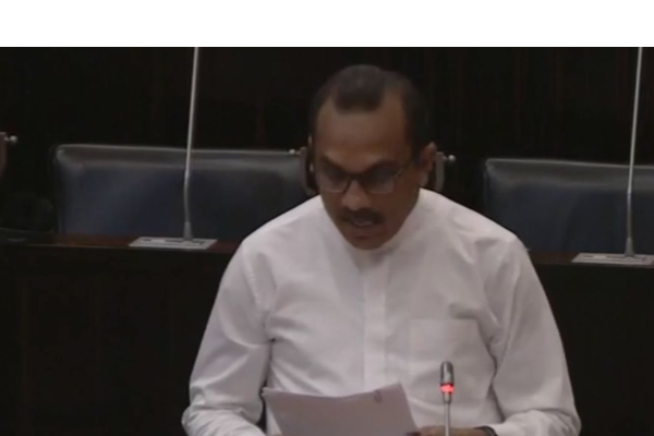 லசந்த விக்கிரமதுங்க விடயத்தில் இரட்டை நிலைப்பாடு: கேள்வியெழுப்பும் ரவி கருணாநாயக்க! | Government Double Standard On Lasantha Issue