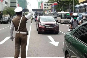 லஞ்சம் வாங்கிய இரு பொலிஸார் கைது!