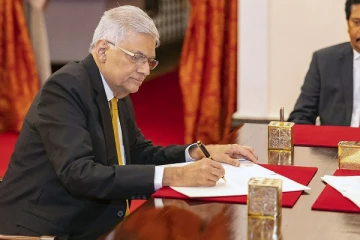 ரணில் விக்ரமசிங்கவிற்கு எதிராக நம்பிக்கையில்லா பிரேரணை