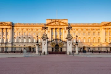 பிரித்தானிய மகாராணியாரின் அரண்மனைக்குள் நான்கு நாட்களில் இரண்டு முறை நுழைந்த நபர்