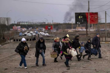 உக்ரைனின் வான்வழி தாக்குதலில் பலியான 21 பேரின் உடல்கள் மீட்பு