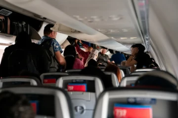 பிரான்சில் நிலவும் குழப்பம்... சுற்றுலாப்பயணிகளுக்கு பயண ஆலோசனை