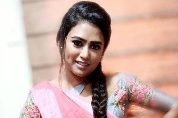 பாரதி கண்ணம்மா சீரியல் வில்லி பரீனா மகனா இது?