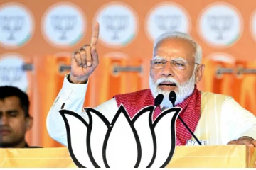 6 ஆண்டுகள் மோடி தேர்தலில் போட்டியிட தடை கோரிய மனு - நீதிமன்றம் பரபரப்பு உத்தரவு