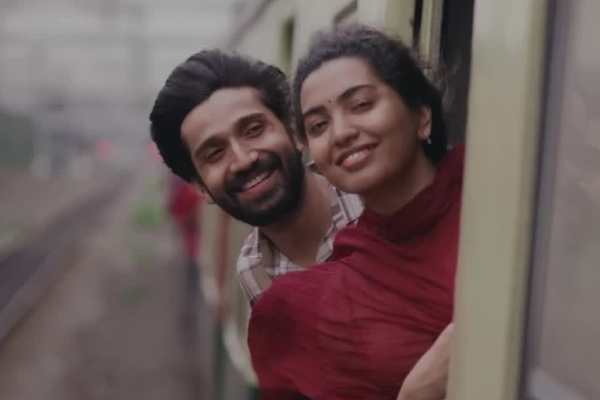 ஆரோமலே திரை விமர்சனம் | Aaromaley Movie Review ஆரோமலே திரை விமர்சனம் | Aaromaley Movie Review