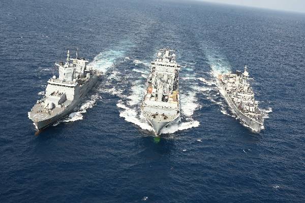 500 உயிர்களைக் காத்த இந்திய கடற்படையின் துரித நடவடிக்கை... ஐ.நா.வுக்கான தூதர் வெளிப்படை | Indian Navy Swift Actions Saved