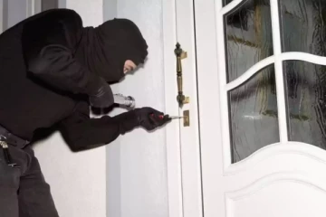 யாழ்ப்பாணத்தில் புதிய திருட்டு உத்தி ; பொலிஸாரின் அதிரடி நடவடிக்கை