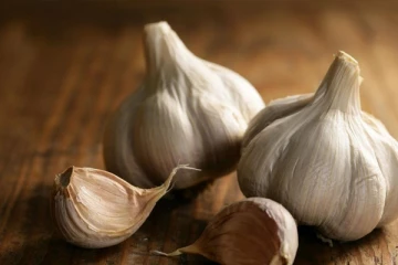 அதிகளவு பூண்டு உட்கொள்வது ஆபத்து! கல்லீரல் கூட பாதிக்குமாம்